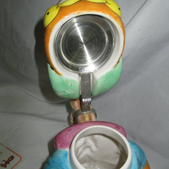 Garfield "Weekend Warrior" Stein - Picture 5 of 8